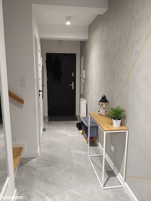 Dwupoziomowe mieszkanie 71m2 w Świeszynie / 3 pokoje / 2 łazienki