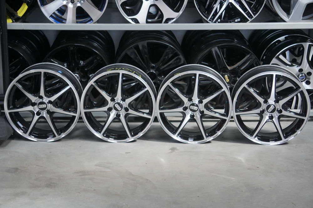 Alufelgi CMA 5x112 7Jx17 et42 cb66,6 pierscien na 57,1, czarne i CNC