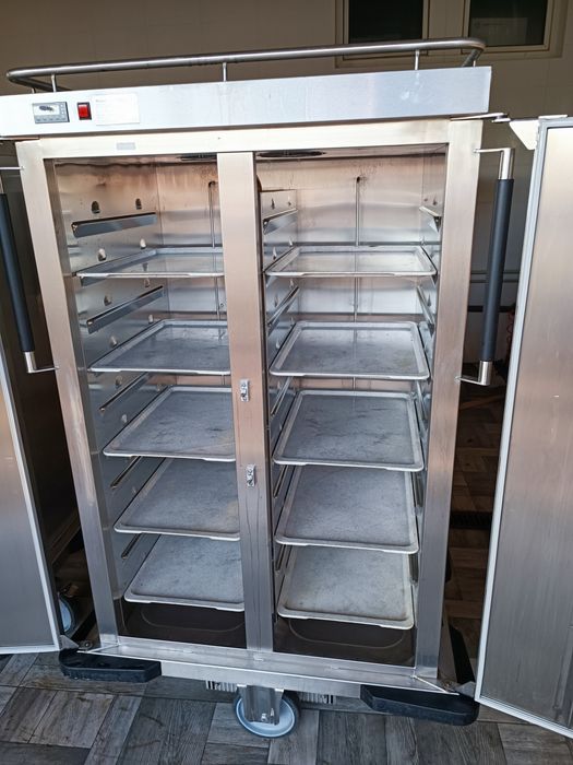 Візок для підносів gn 1/1 з системою охолодження Rieber