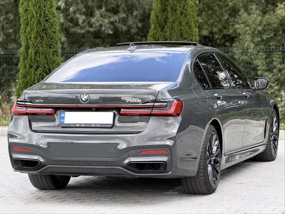 BMW 750 M Performance