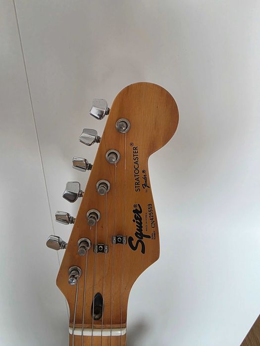 Fender Squier Stratocaster 90's made in Korea ** Impecável **