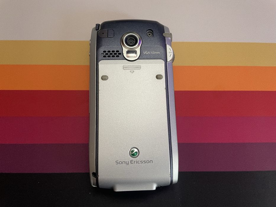 Sony Ericsson P900i, Samsung E350 у відмінному стані