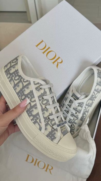 Продаю кеди Dior