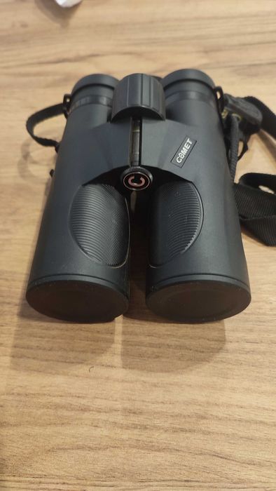 Lornetka COMET 10X42