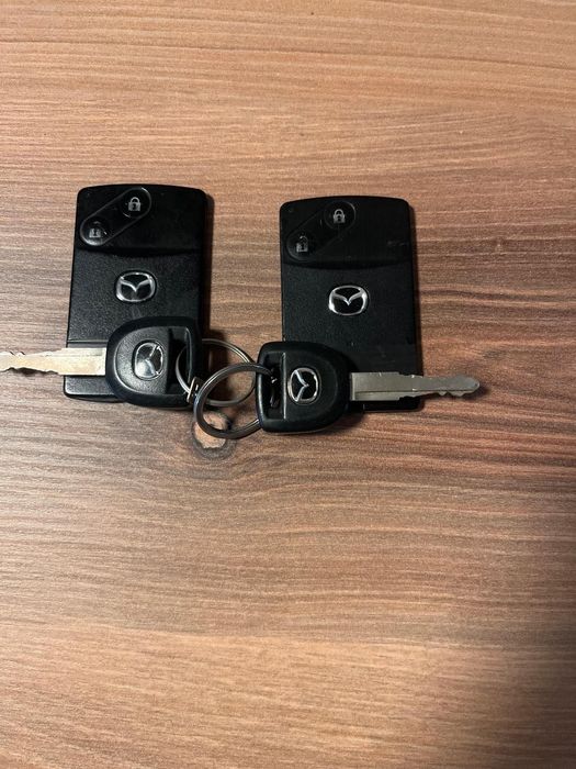Mazda 5 2007 (7 Lugares) – 187.000 km – Venda Rápida (Excelente Estado)
