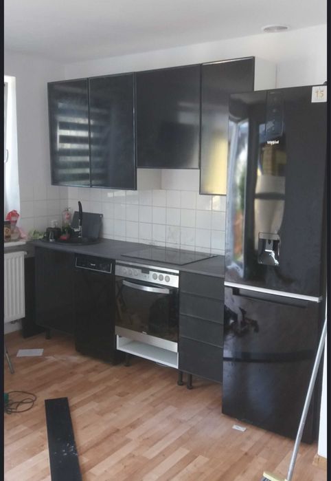 Montaż mebli,naprawa,meble kuchenne,panele podłogowe