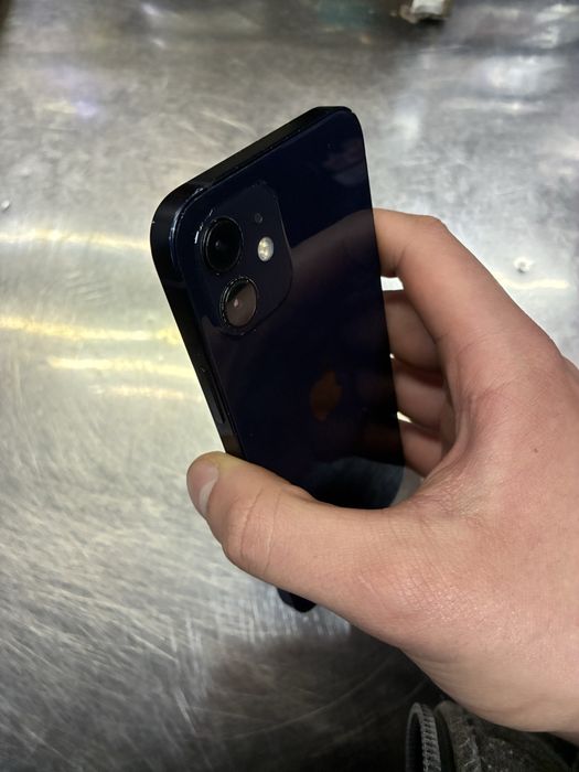 Продам айфон iphone 12 64gb
