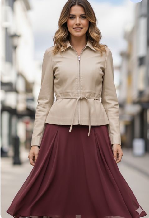 Casaco de pele verdadeira, muito fina , Tamanho S/M