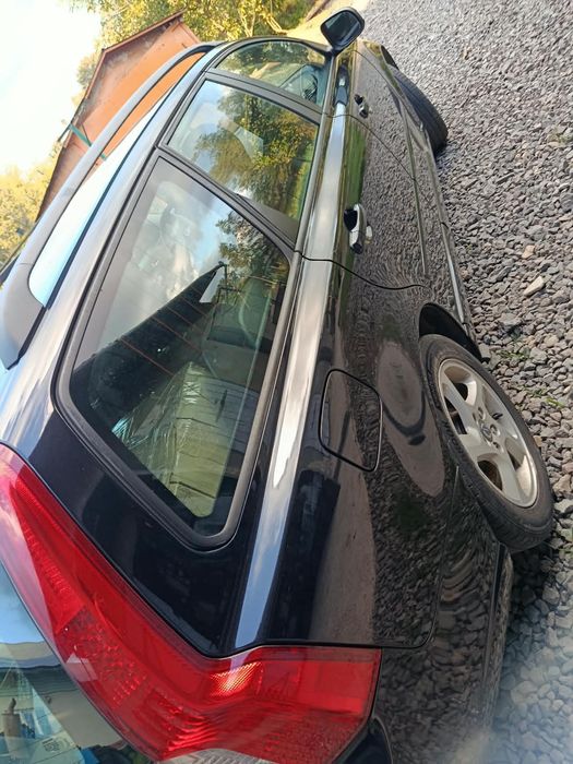 Автомобіль Volvo V50
