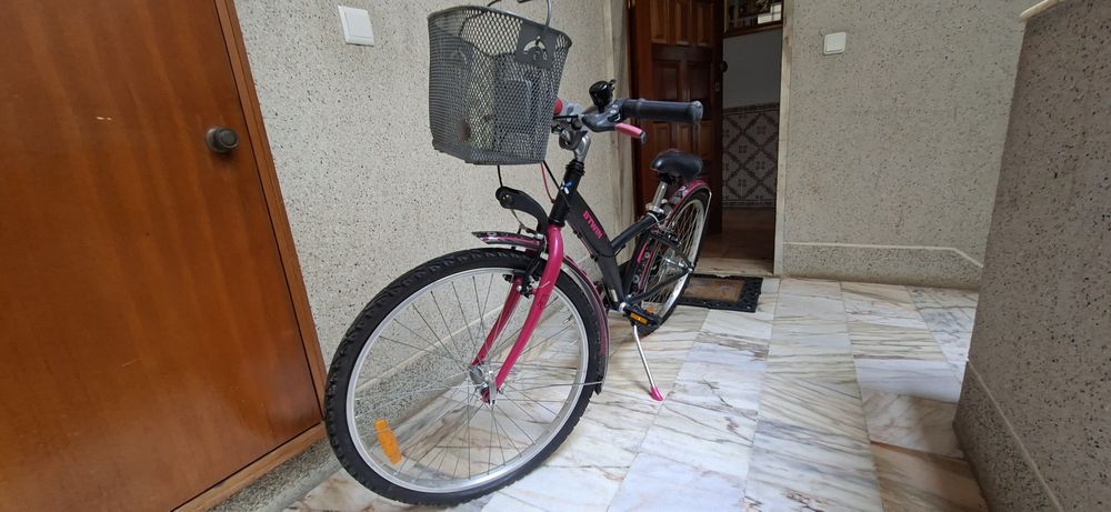 Bicicleta polivalente menina