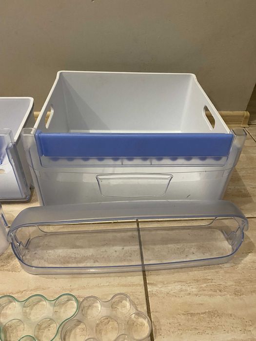 Półki do lodówki Indesit CM01X  BAN 12