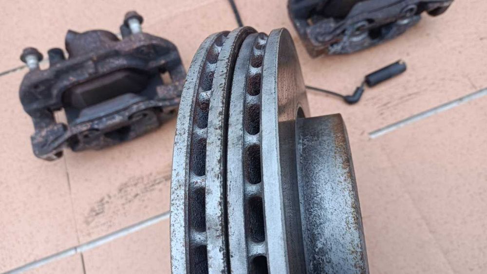 Duże hamulce Przód 300mm Wentylowane Tarcze Zaciski BMW E36 325i 328i