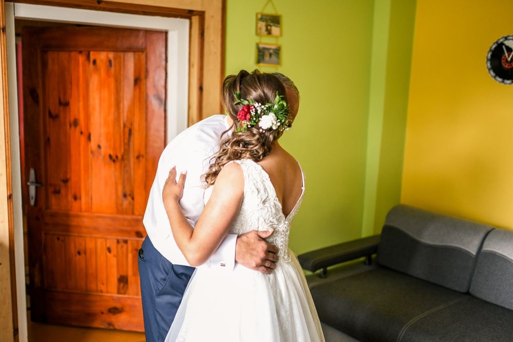 Zjawiskowa suknia ślubna