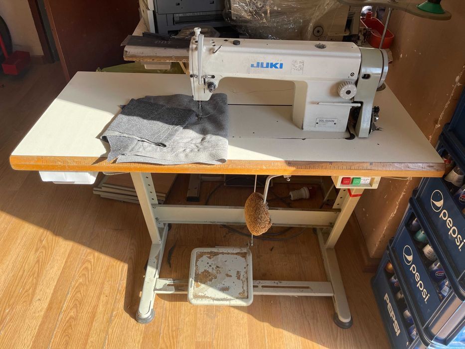 Maszyna do szycia JUKI DDL-5550N