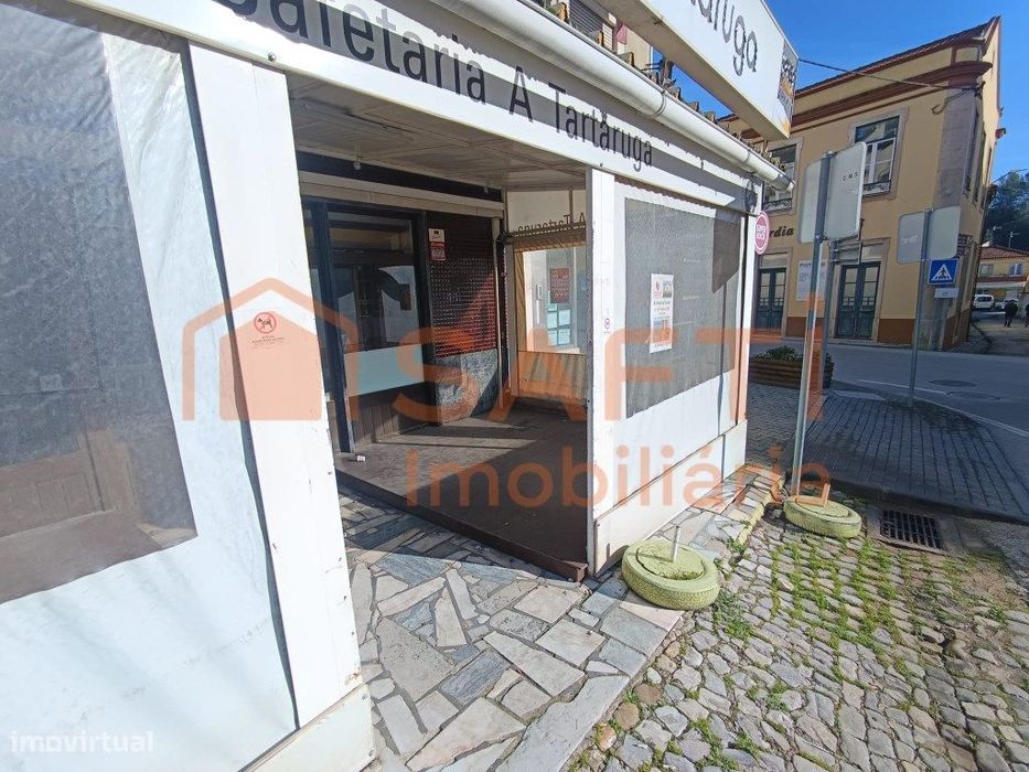 Trespasse- Café A Tartaruga, Pernes