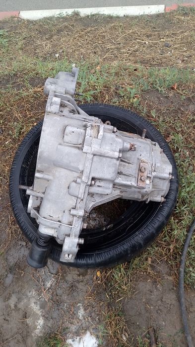 Продам коробку передач на ваз-2109