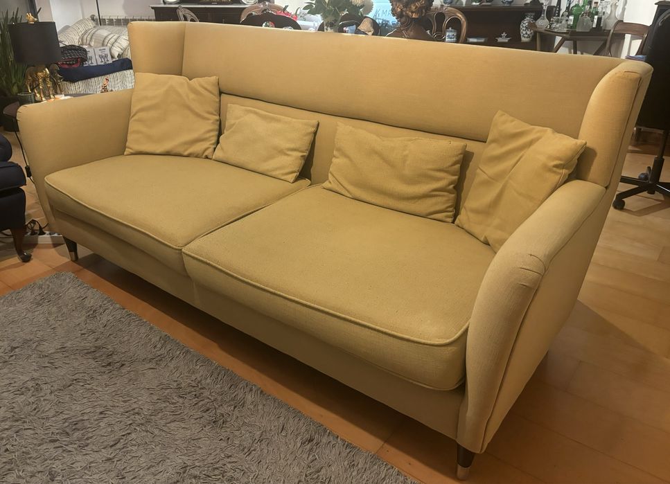 Sofá Área amarelo torrado