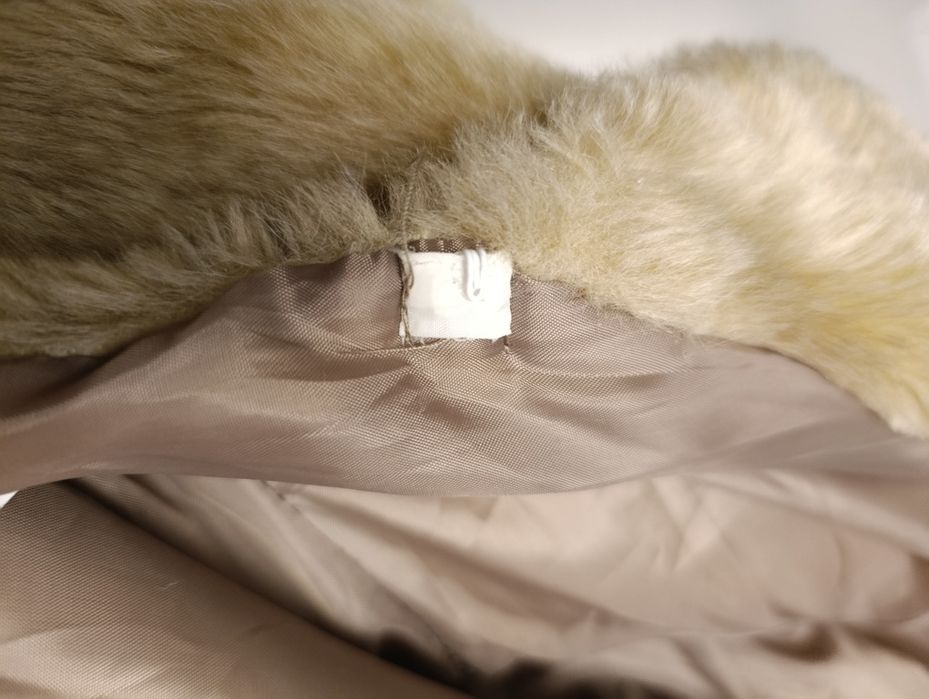 Krótkie, włoskie sztuczne futro