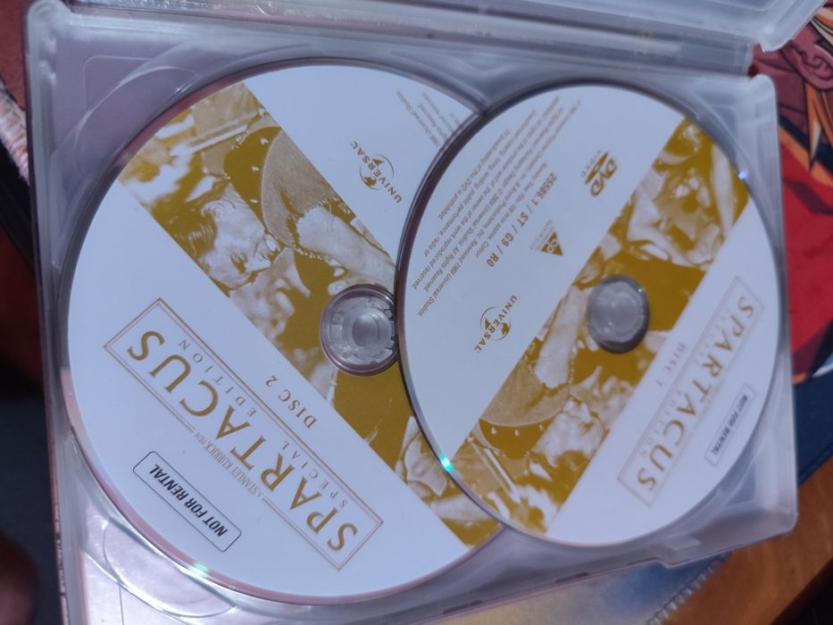 DvDs SPARTACUS edição colecionador 2 cds