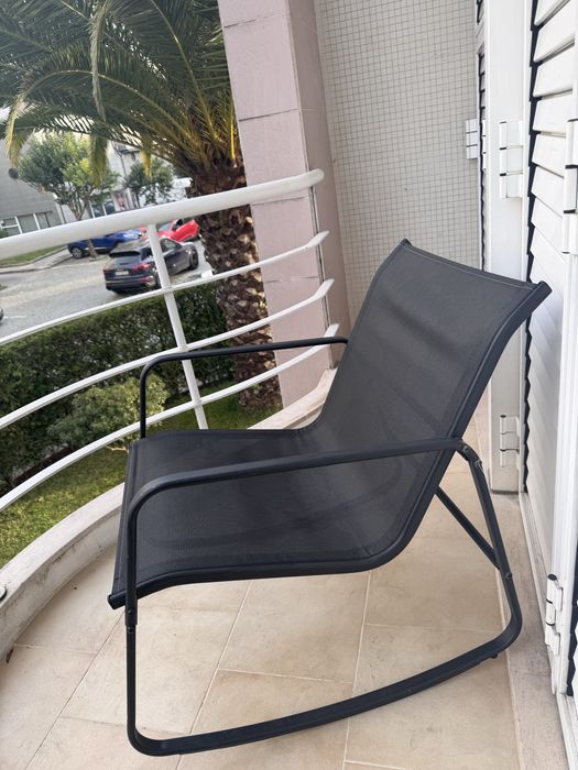 2 Cadeiras de balanço de terraço.