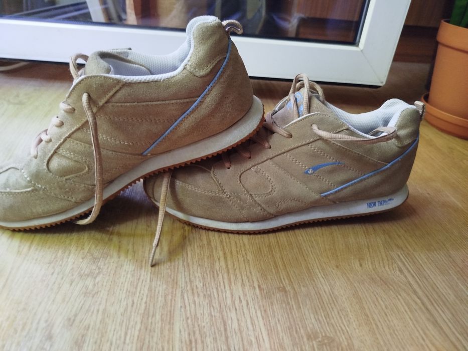 NEW IMPACT buty ze skóry rozm.42