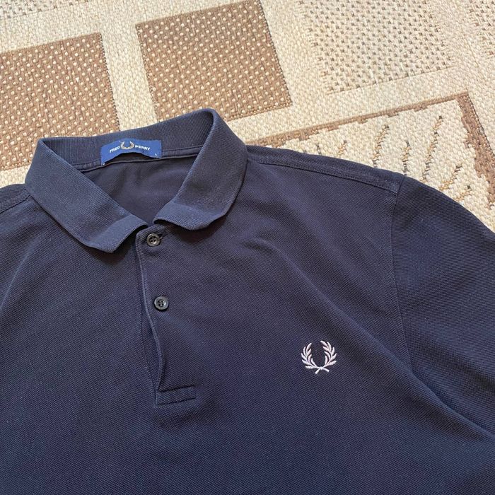 Поло Fred Perry.