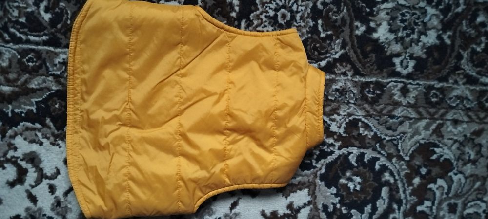 Чоловічки дитячі, безрукавка, дитячі речі