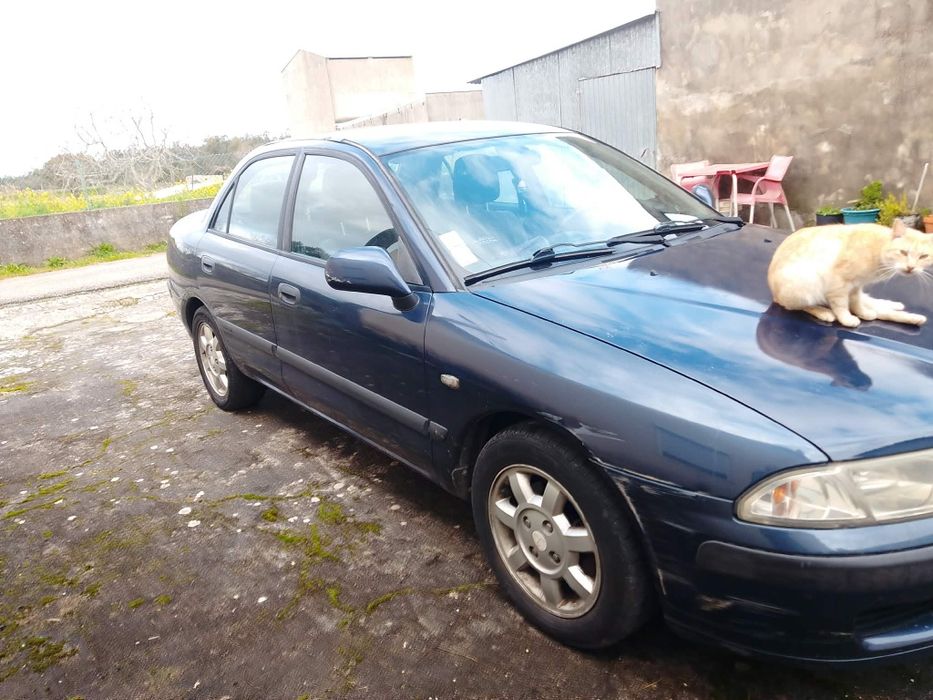 Mitsubishi carisma
