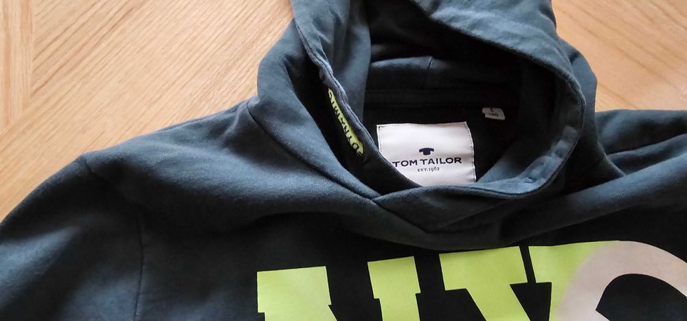 Bluzy,bluza chłopięce rozmiar 140