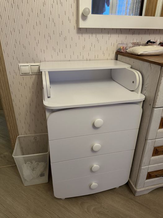 Комод з пеленатором білий 60 см пеленальний стіл