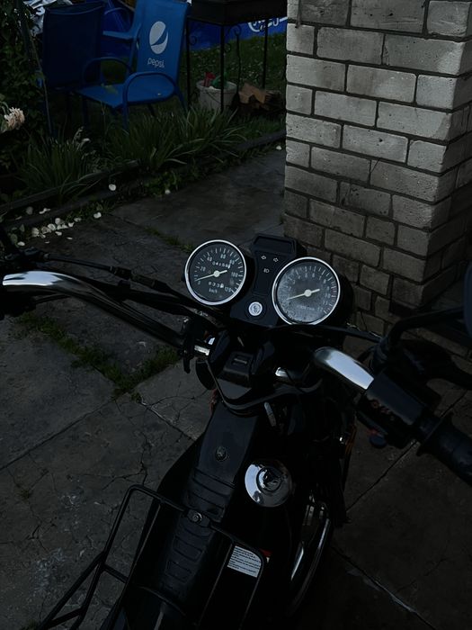 Продам мустанг 125