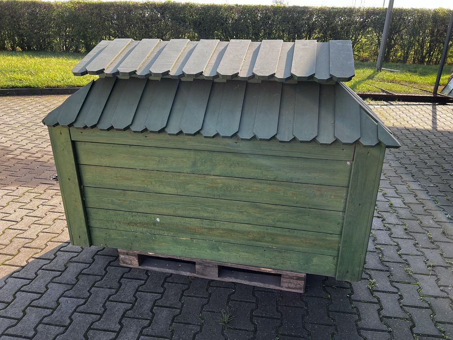 Buda dla psa komfortowa.