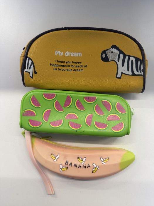 Пенали шкільні для дітей