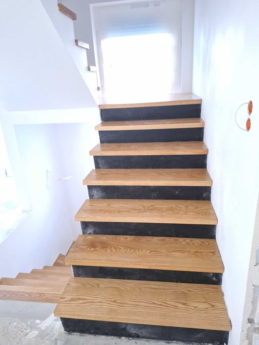 nakładki drewniane,stopnie,schody,trepy jesion,dąb 90 x 30 x 2/4