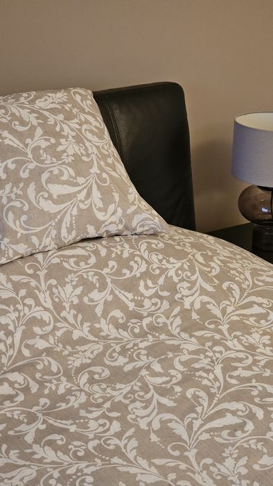 Cama + cabeceira 160×200