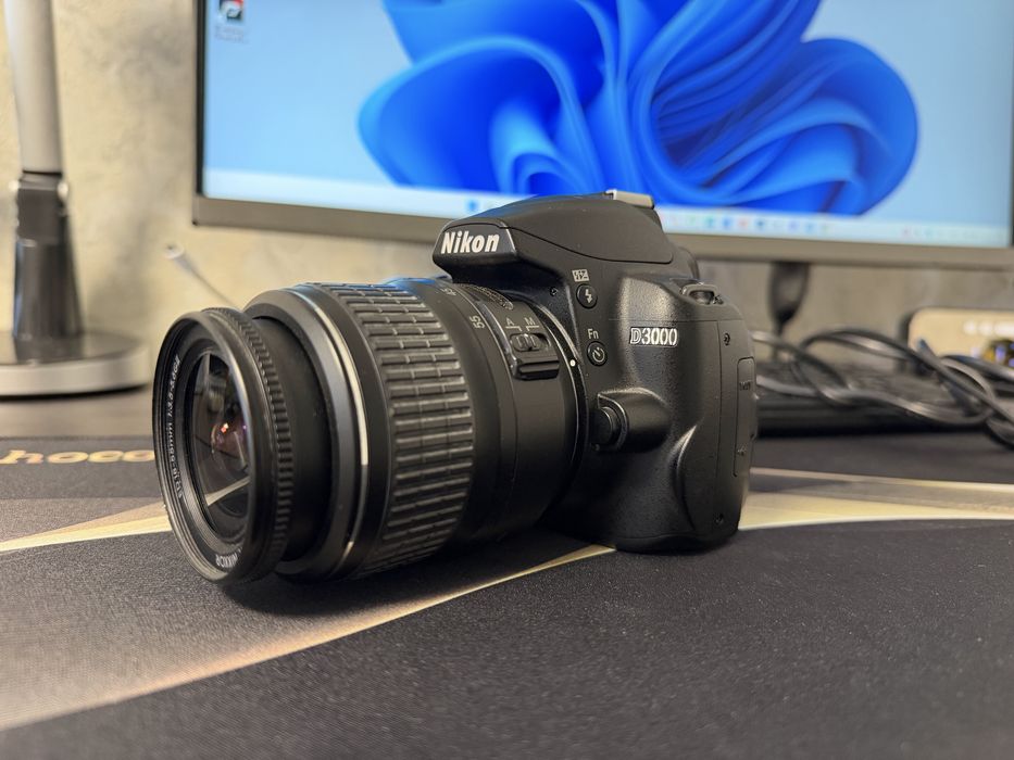 Фотоаппарат Nikon D3000 + объектив 18-55mm | Полный комплект | Идеал