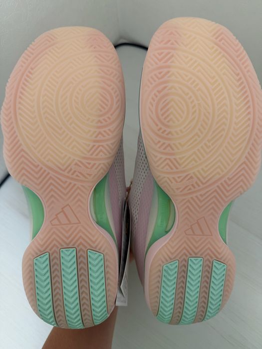 ADIDAS crazyflight 7 mid жіночі
