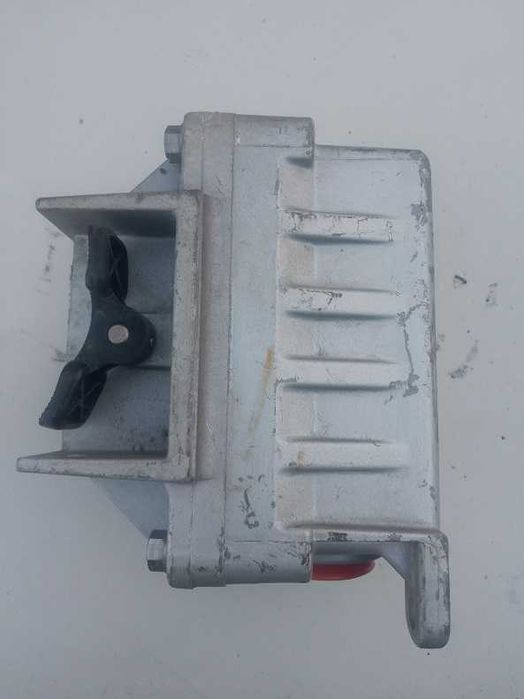 Squared - wyłacznik Motor START