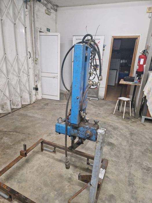 Intercepas eletro hidráulica