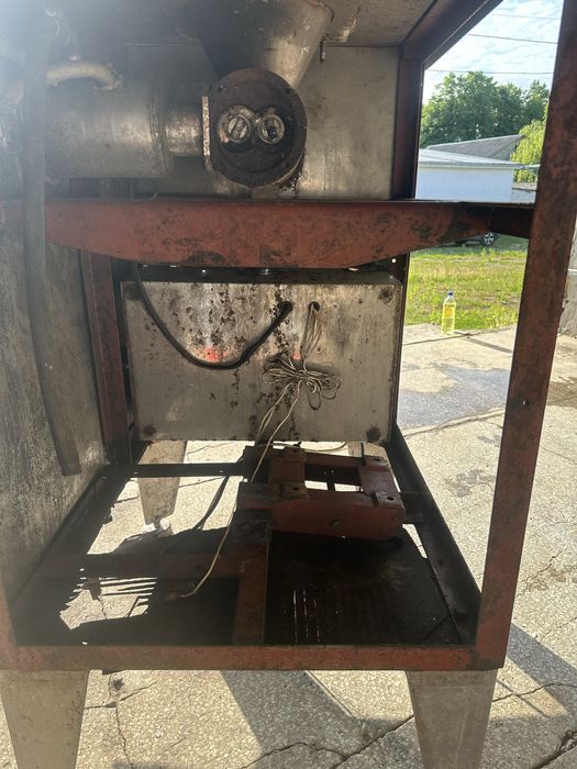 Вакуумний ковбасний шприц Брестмаш ФКД-1000 з погружчиком