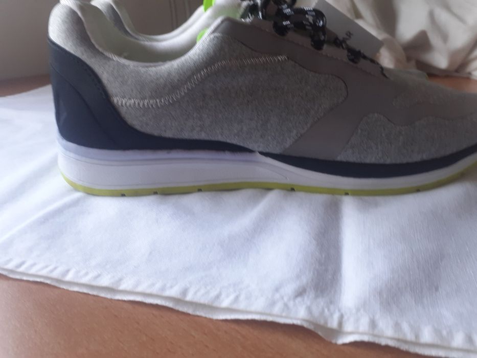 Ténis  Pull&Bear novos 39