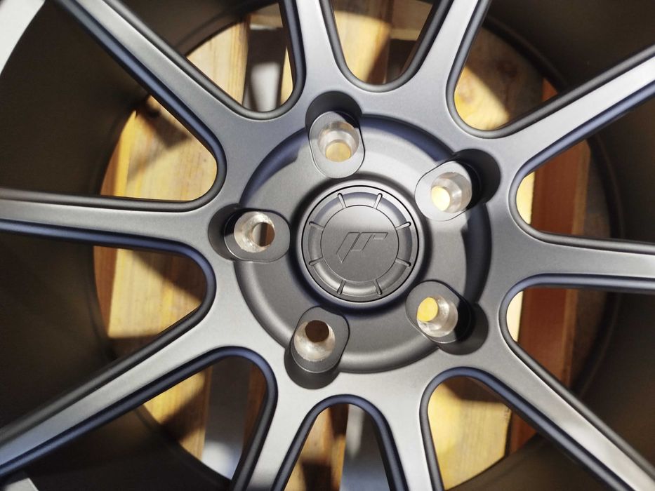 OUTLET! Felgi Japan Racing SL04 18x8 ET20 5x114,3 Matt Gun Metal