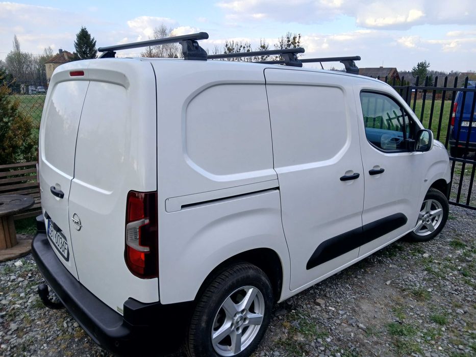 Sprzedam opel combo furgon 2019 rok