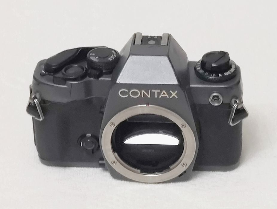 Плівковий Contax 159MM з номером СА 016