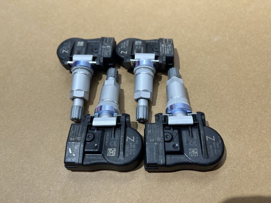 Датчики тиску в шинах BMW