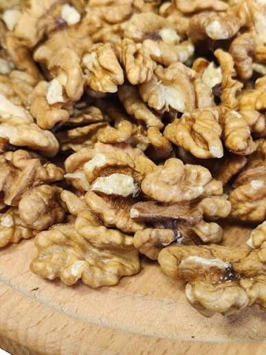 Орех грецкий чищенный. Светлый,вкусный, домашний
