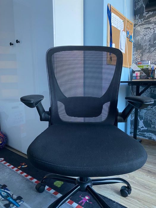 Fotel biurowy bardzo wygodny