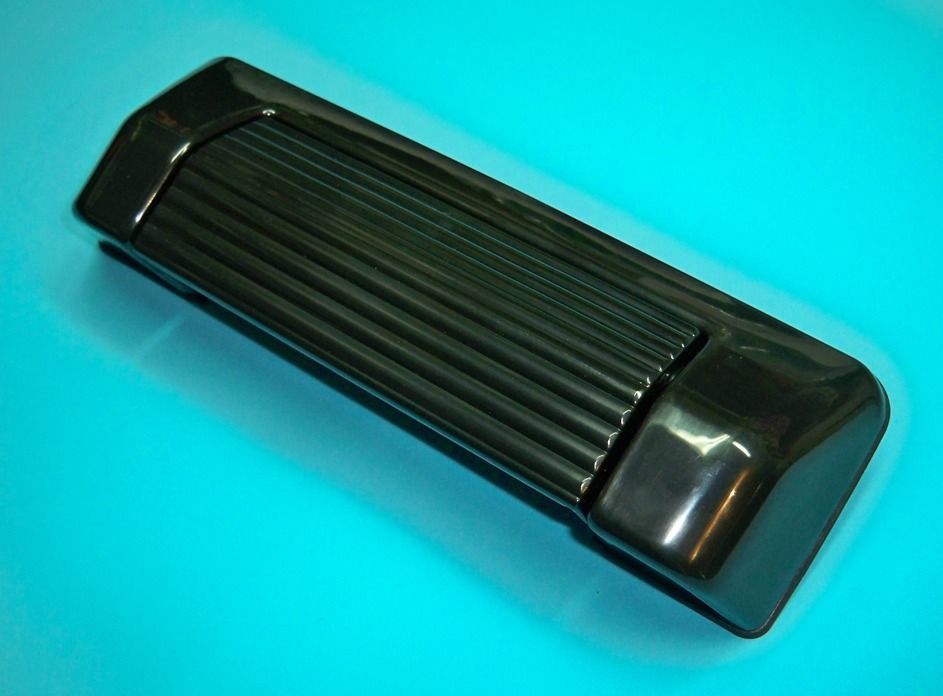 Puxador da porta da mala Suzuki Vitara 1989-2000 NOVO