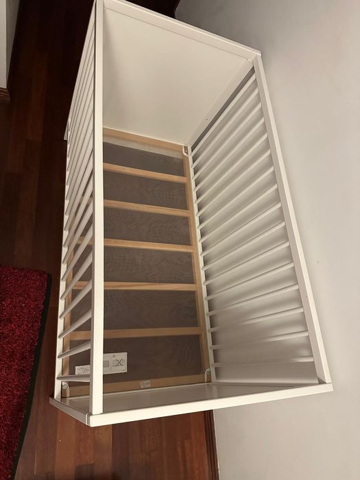 Berço IKEA com colchão