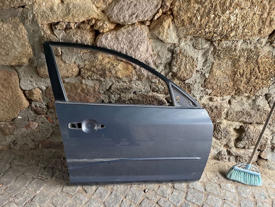 Porta mazda 3 2010